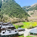 Apartamento Modero Pic Negre Con Vistas En Arinsal